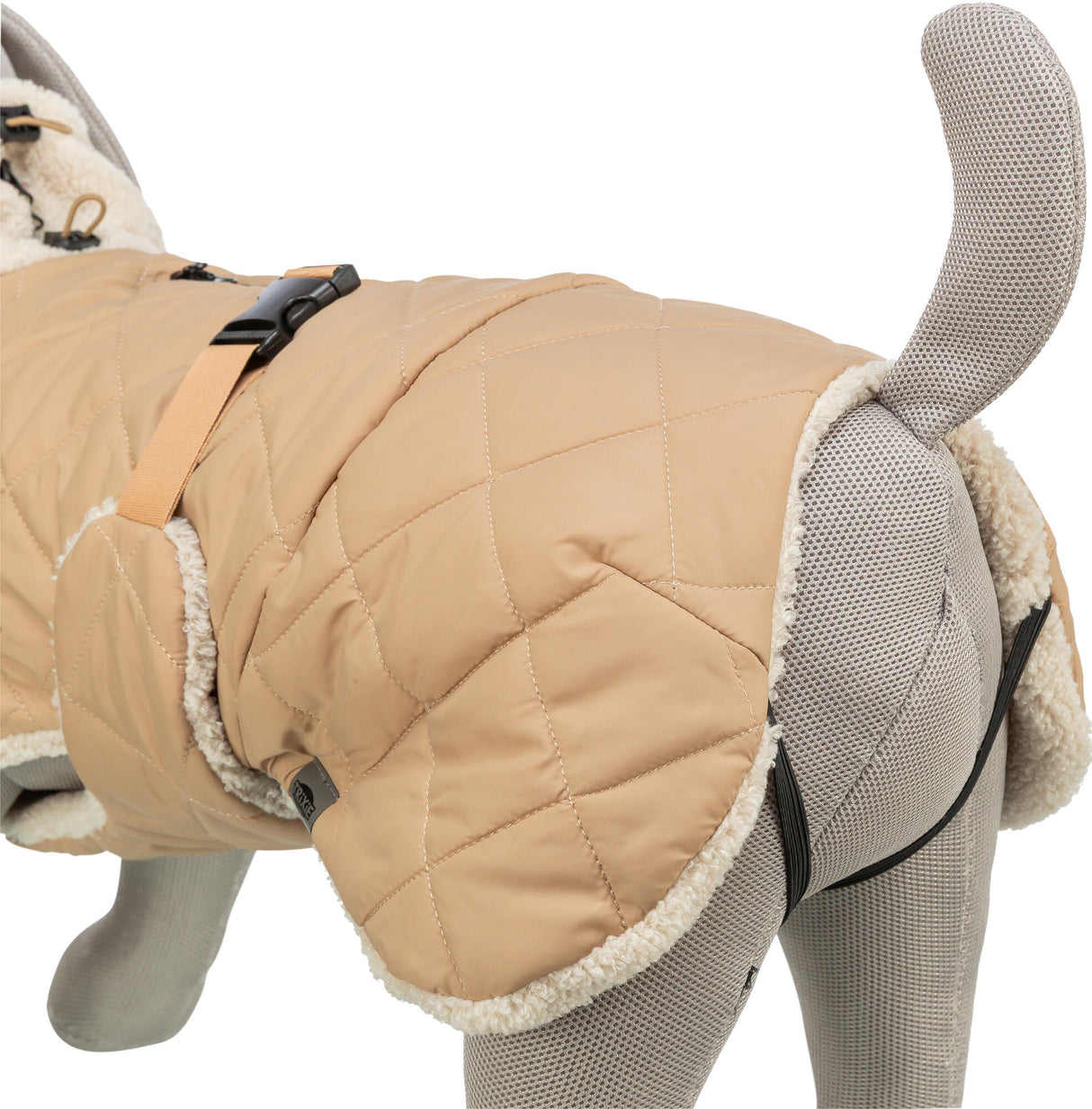 Trixie Mantel Minot Sherpa